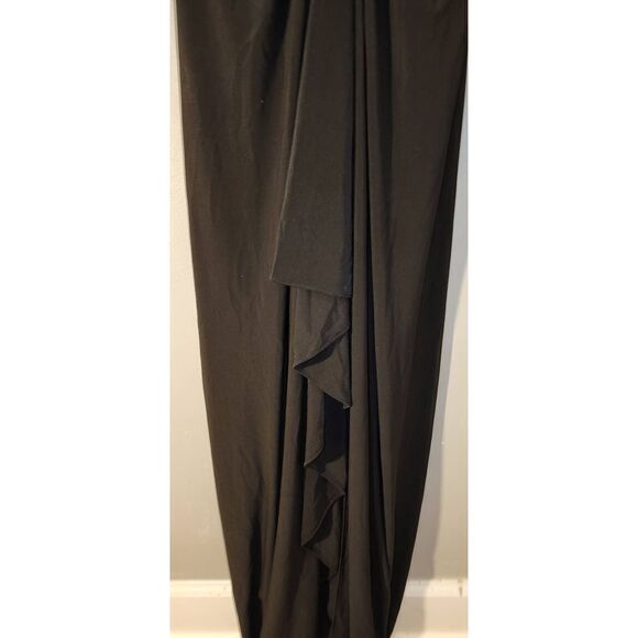 JS Boutique  - Picture 5 of 7